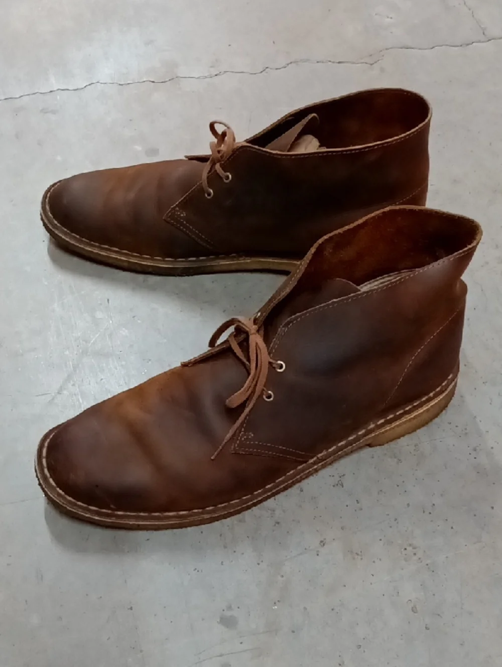 Clark's OG Originals Distressed Oiled Gum Sole Desert Boots Size 13